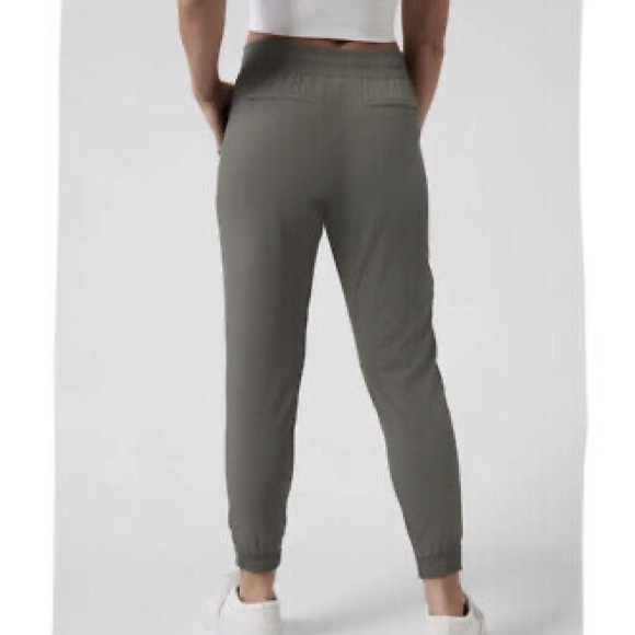 Athleta Brooklyn Jogger Mountain Olive Green Size 2 - Picture 2 of 7